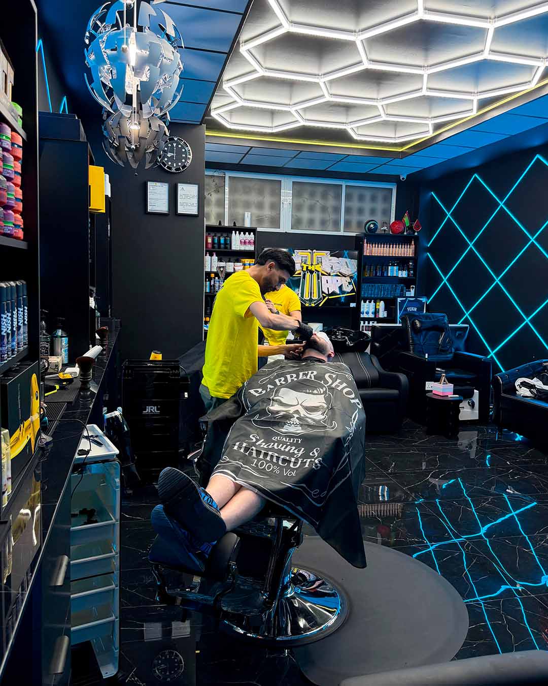 peluqueria sevilla este, barber shop